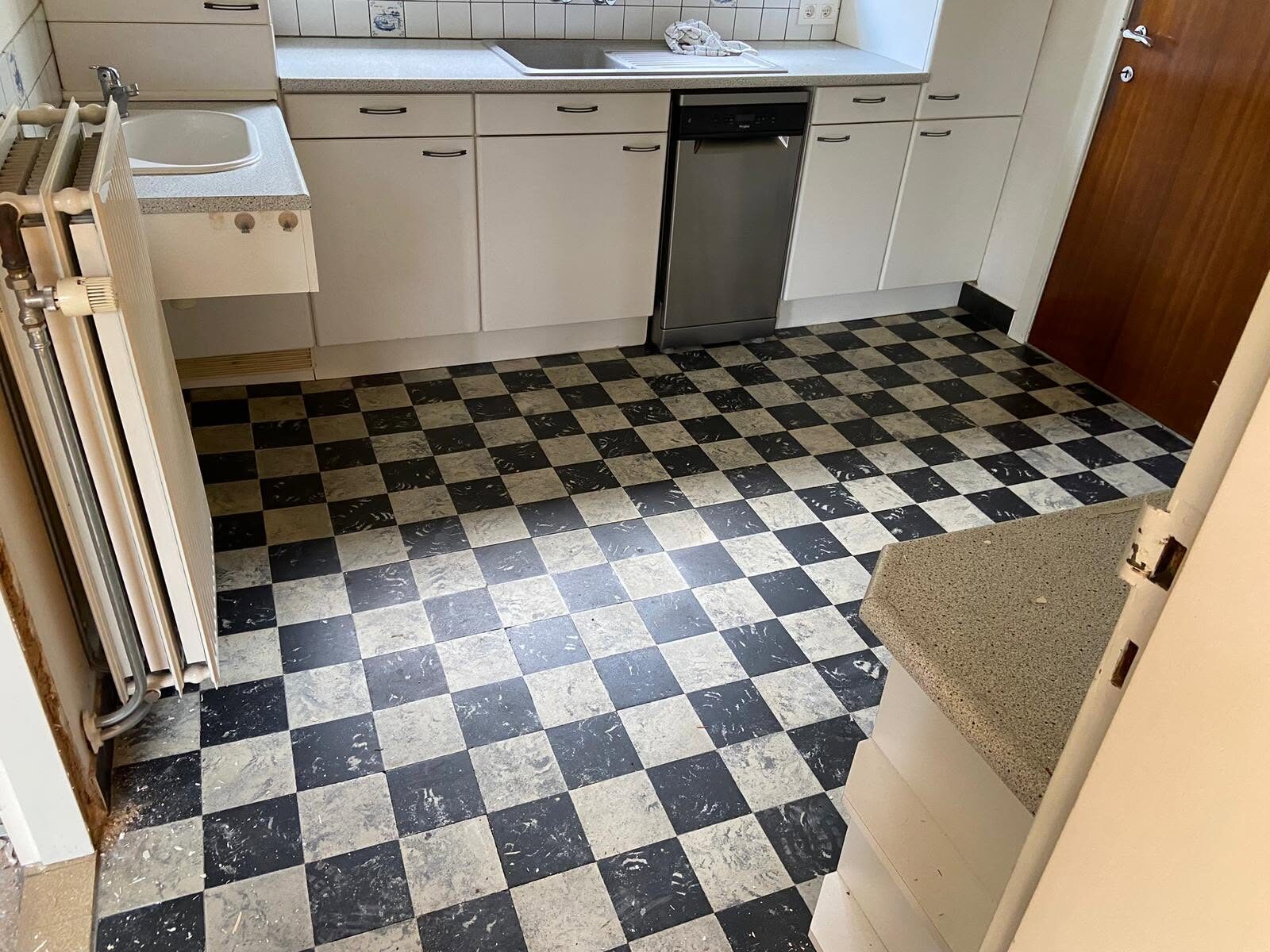 Oude keuken voor de make-over