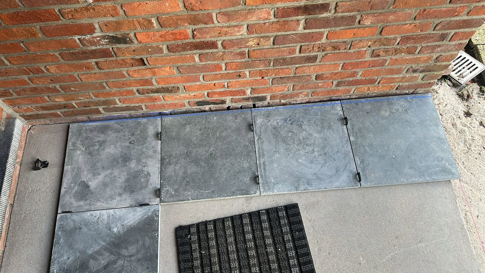 Nieuwe inkomhal in recupsteen
